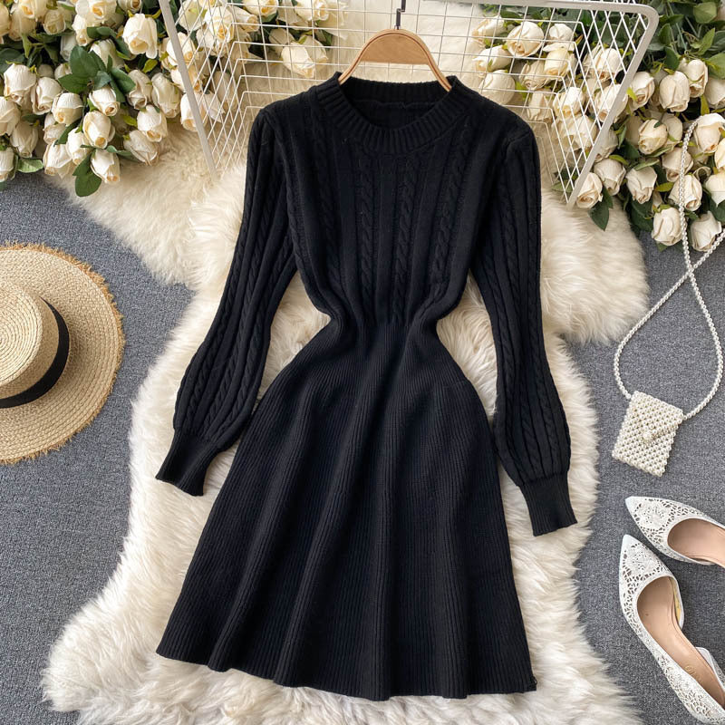 Robe tricotée pour femmes avec structure en câble et ourlet évasé Chic & Stil