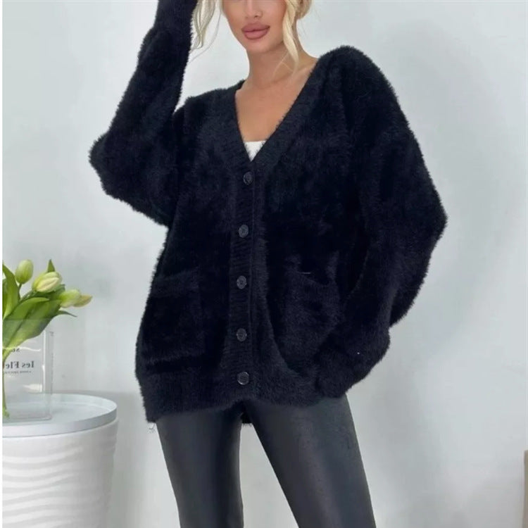 Ladies Plush Cardigan with Large Pockets and Relaxed Fit Lune London