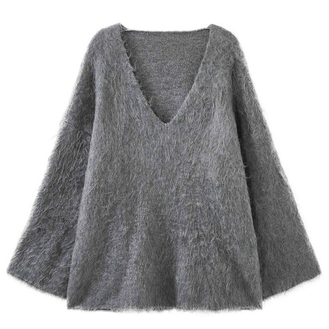 Women Cozy V-Neck Flokati Cardigan with Oversize Silhouette Amarae