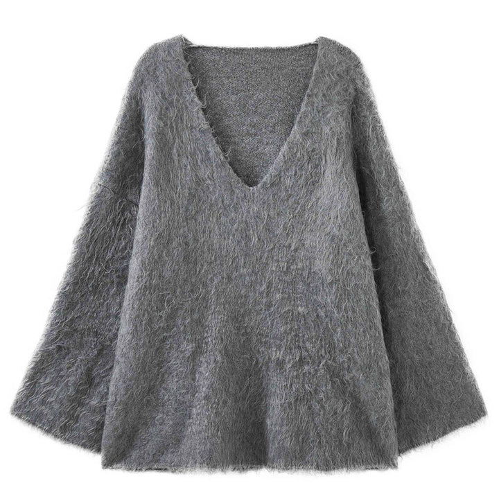 Women Cozy V-Neck Flokati Cardigan with Oversize Silhouette Amarae