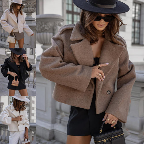Elegant short jacket for women with a casual fit and practical pockets Amarae
