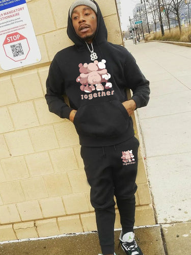 Women’s hoodie and jogger pants set with creative bear pattern and kangaroo pockets Amarae