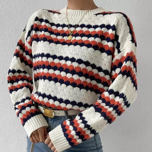 Knitted sweater for women with textured pattern Amarae