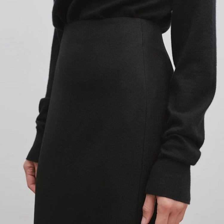Robe maxi élégante pour femmes avec coupe étroite et fluide Chic & Stil