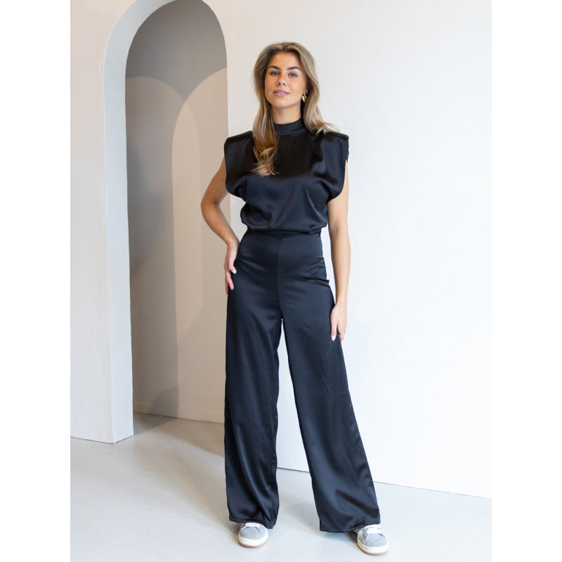 Ladies elegant jumpsuit with straight legs and high collar Lune London