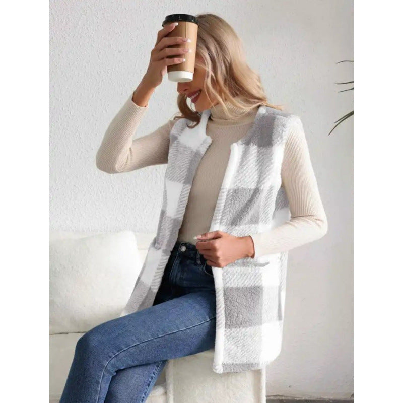 Ladies Stylish and Chic Checked Pattern Cozy Gilet