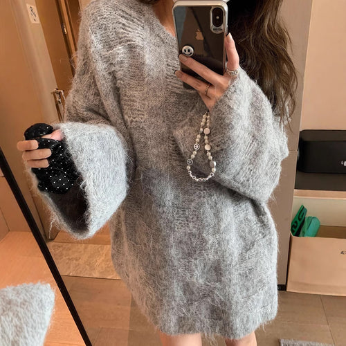 Oversized knit sweater for women in a casual style