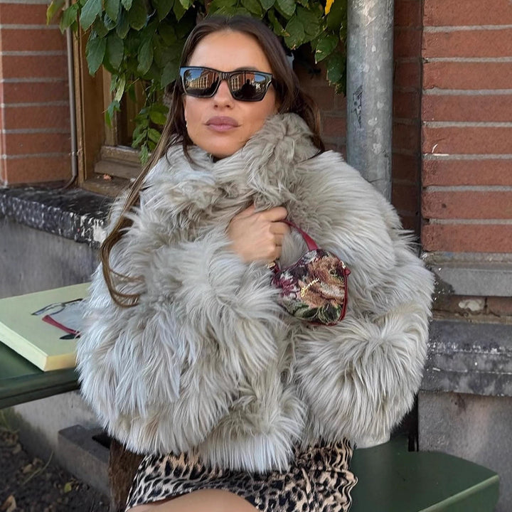 Women's short cut voluminous faux fur coat with shaggy texture Amarae