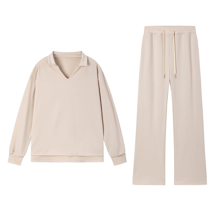 Cozy lounge set for women with V-neck Lune London