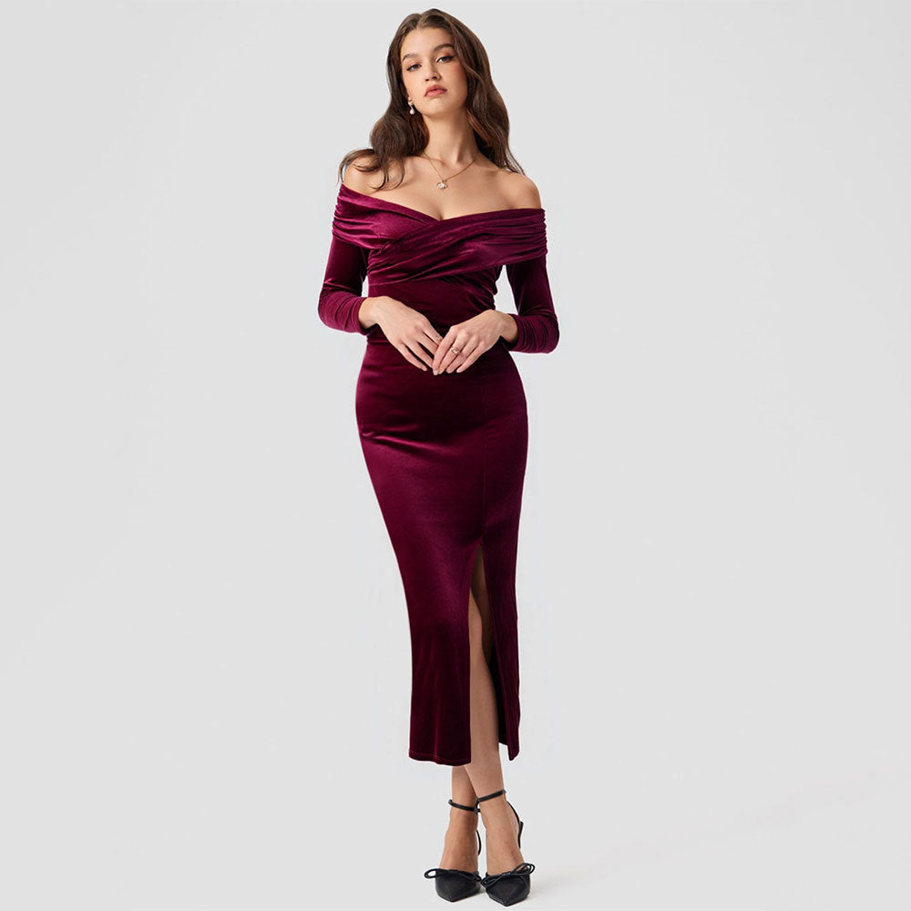 Robe de soirée luxueuse pour femmes avec design dénudé sur les épaules et fente latérale Chic & Stil