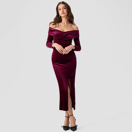 Robe de soirée luxueuse pour femmes avec design dénudé sur les épaules et fente latérale Chic & Stil