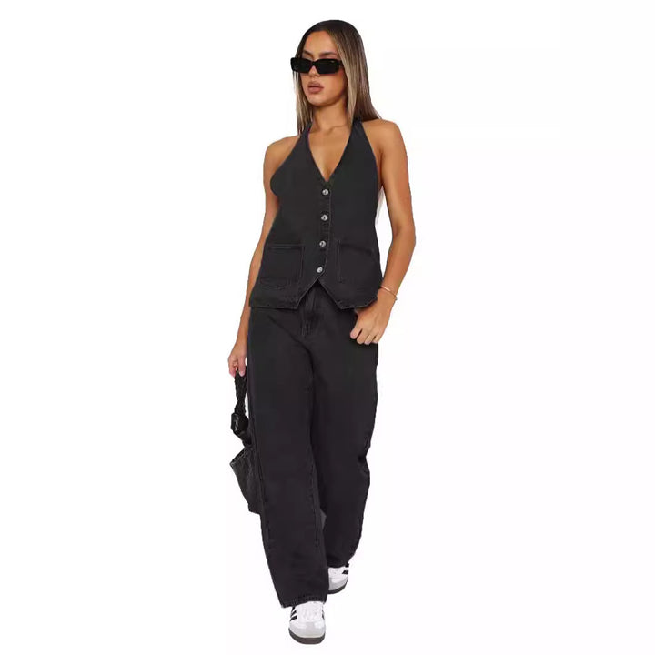 Ladies' denim dress with sleeveless design and practical pockets Lune London