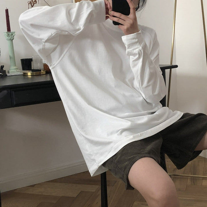 Women's Loose Long Sleeve Shirt in Oversized Cut with Extra Long Hem and Dropped Shoulder Amarae
