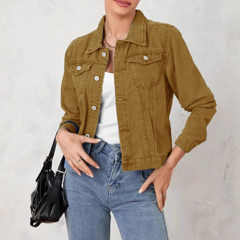 Veste en jean pour femmes au design classique et moderne avec silhouette cintrée Chic & Stil
