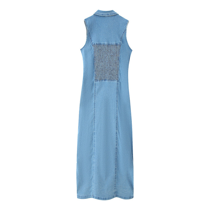Women's denim dress in elegant shirt style with button closure Lune London