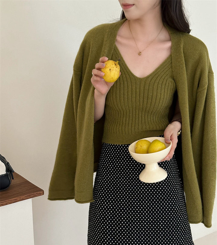 Cardigan pour femmes avec une coupe décontractée et un matériau doux Chic & Stil