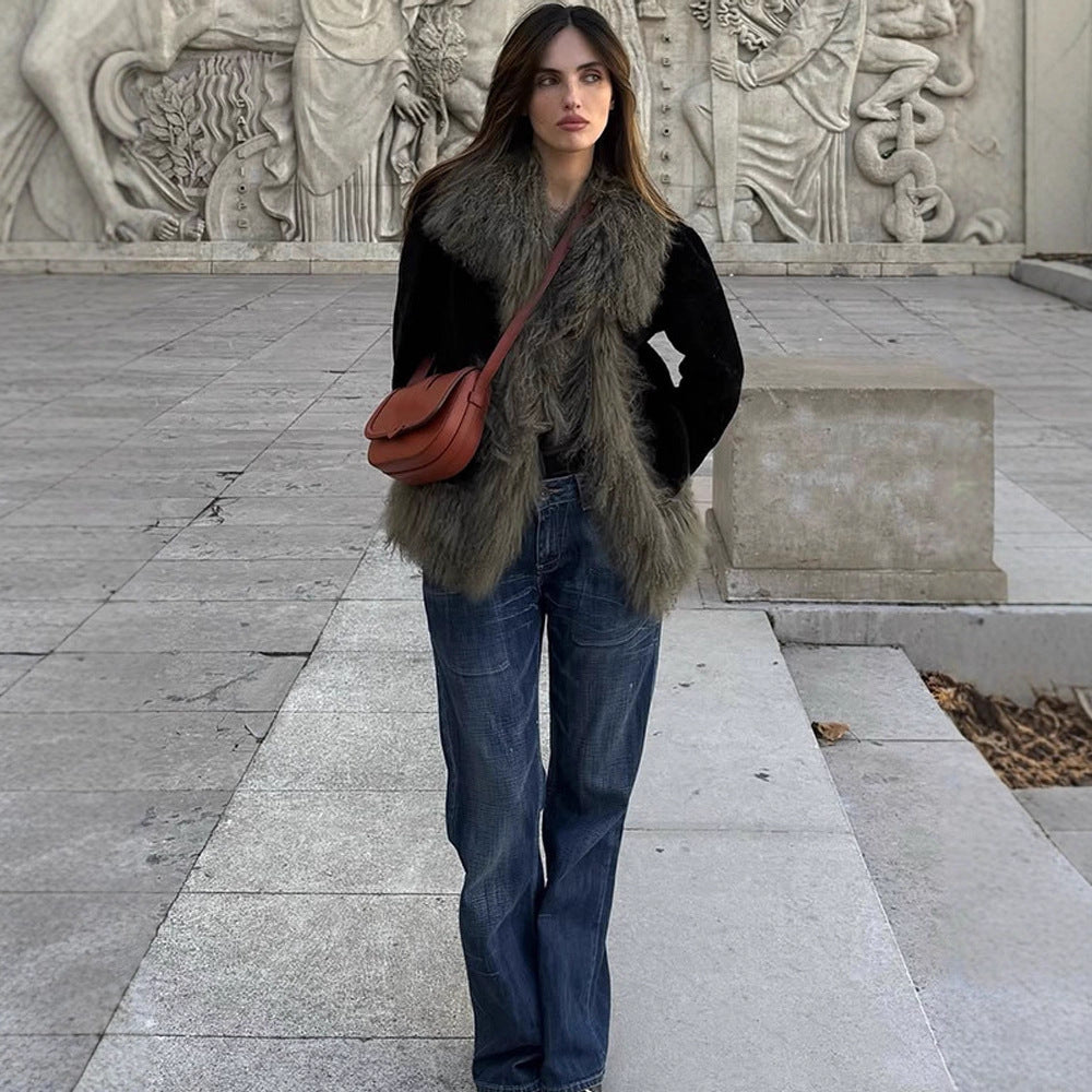Women's short coat made of artificial fur with voluminous curl trim Amarae