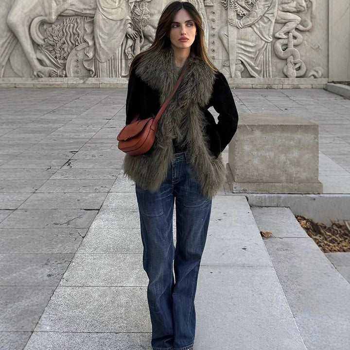 Women's short coat made of artificial fur with voluminous curl trim Amarae