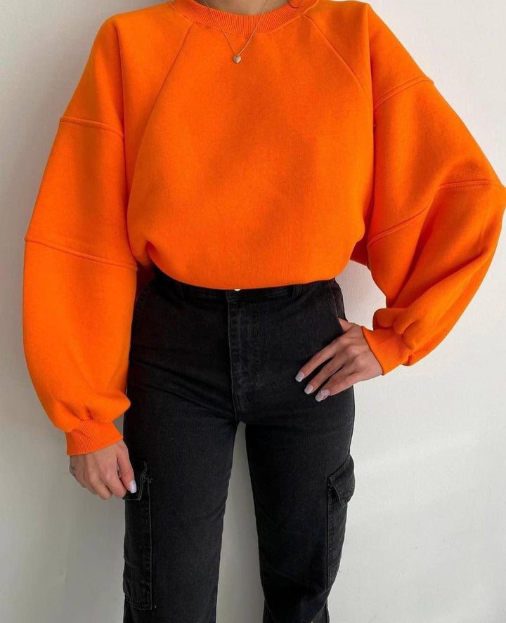 Oversized sweatshirt for women with puff sleeves Lune London