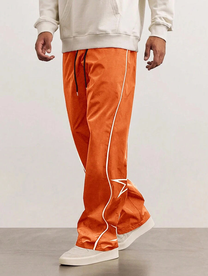 Leisure pants for men with contrasting side stripes Lune London