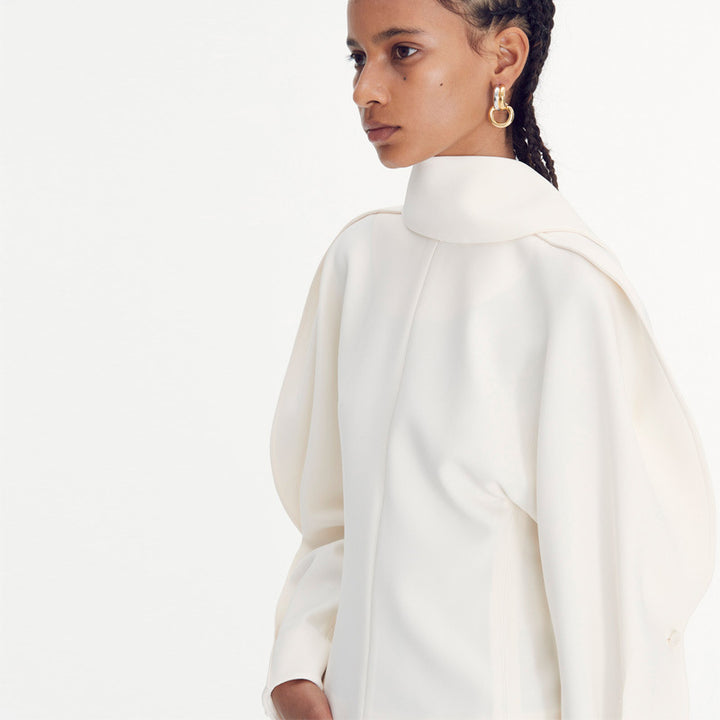 Veste surdimensionnée élégante pour femmes avec col montant et détails modernes Chic & Stil