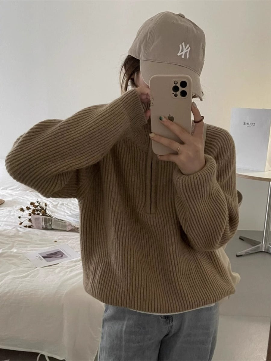 Knitted sweater for ladies with high collar and ribbed structure Lune London