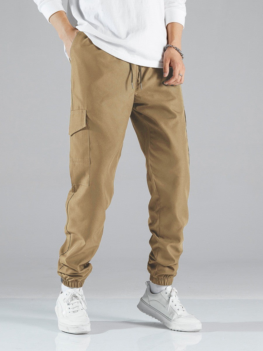 Men's cargo pants with elastic waistband and practical side pockets Lune London