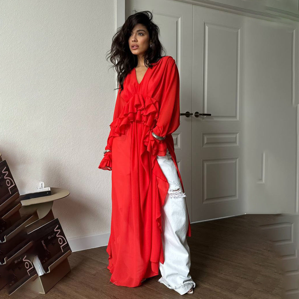Elegant and flowing maxi dress for women with a loose fit and gathered details Lune London