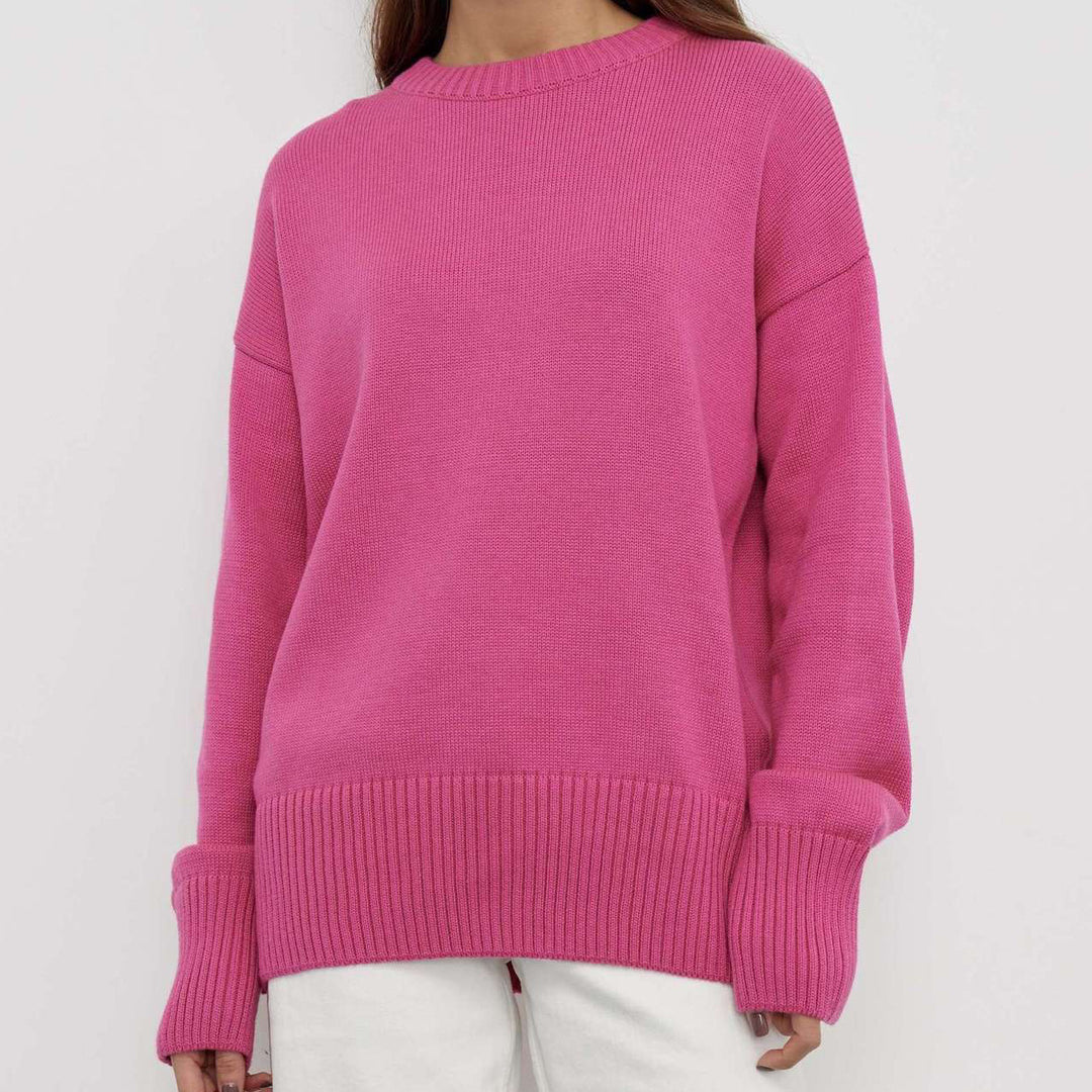 Ladies oversized pullover with a pretty knitted pattern and wide edges Lune London