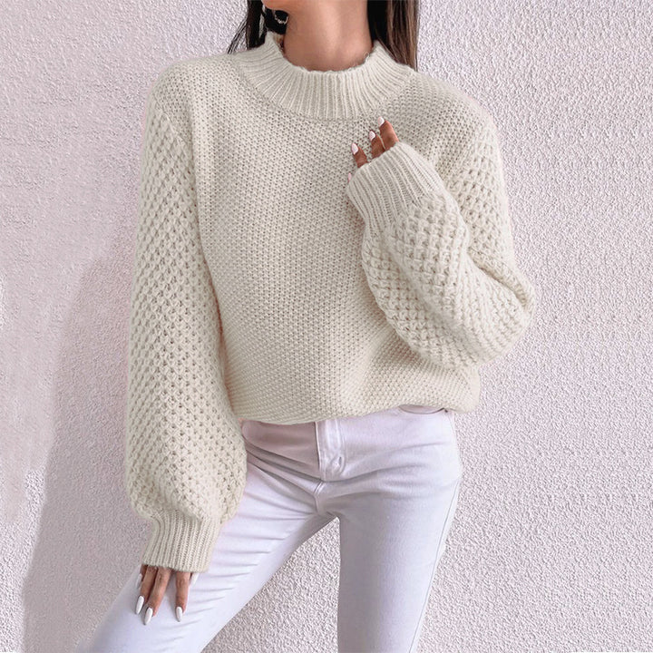 Oversized cozy pullover for women with structured pattern and turtleneck Lune London