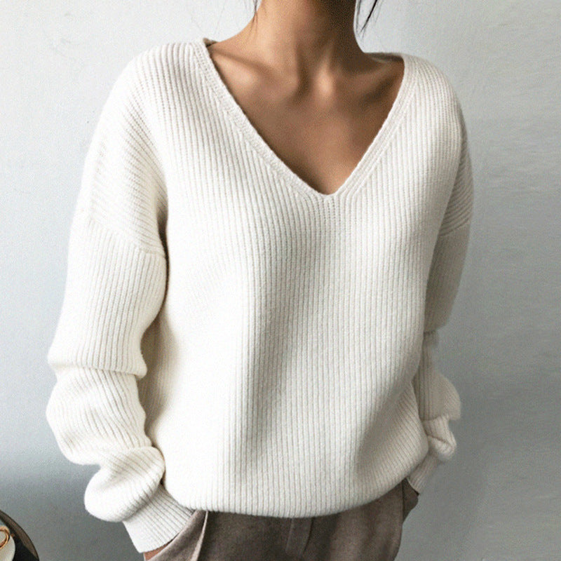 Pull-over pour femmes confortable avec col en V et texture côtelée Chic & Stil