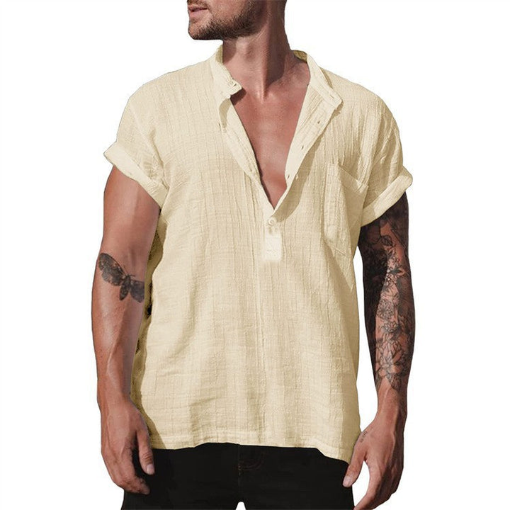 Casual short-sleeve shirt for men with modern collar and buttoning Lune London