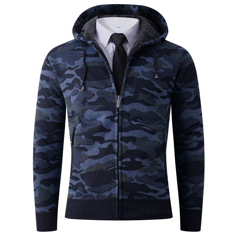 Trendy hoodie for men with a stylish camouflage design Lune London