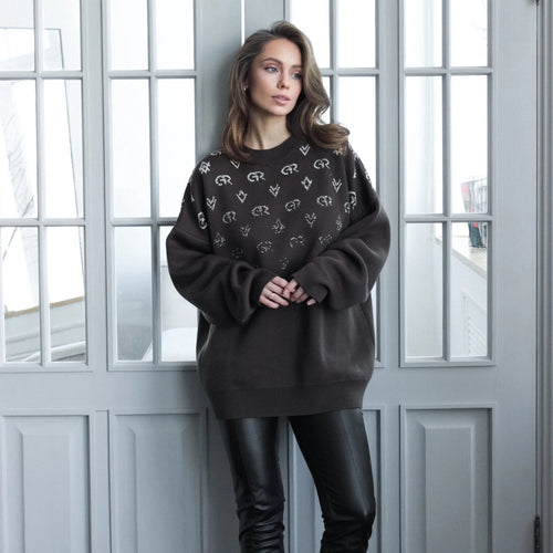 Oversized sweatshirt for women with creative inscription Amarae