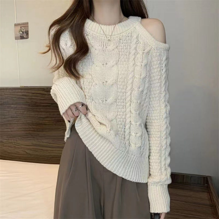 Pull en tricot épais pour femmes avec design d'épaule asymétrique et motif en cable Chic & Stil