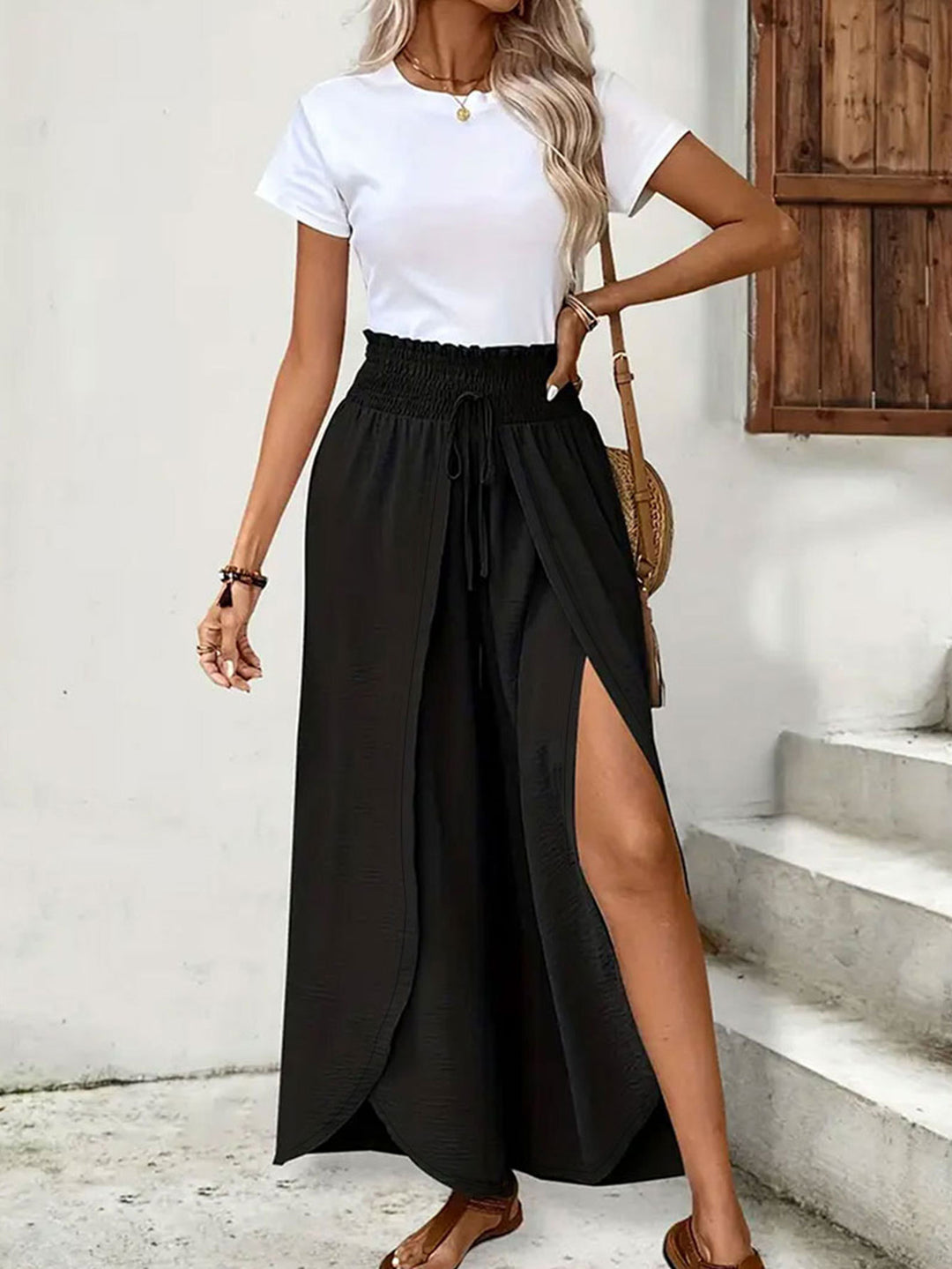 Palazzo pants for women with elastic waist and side slits Lune London