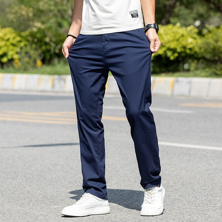 Light leisure pants for men with a practical cut and comfortable fit Lune London