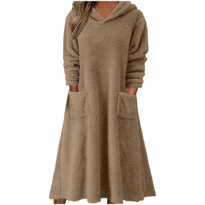 Comfortable polar dress for women with hood and practical pockets Lune London