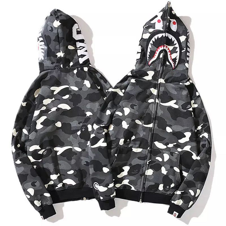 Women's hoodie jacket with modern camouflage design and high-quality cotton blend Lune London