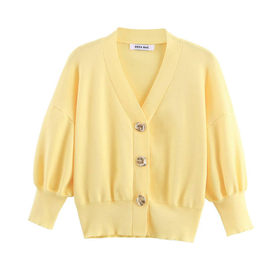 Women's casual cardigan with voluminous sleeves and button details Lune London