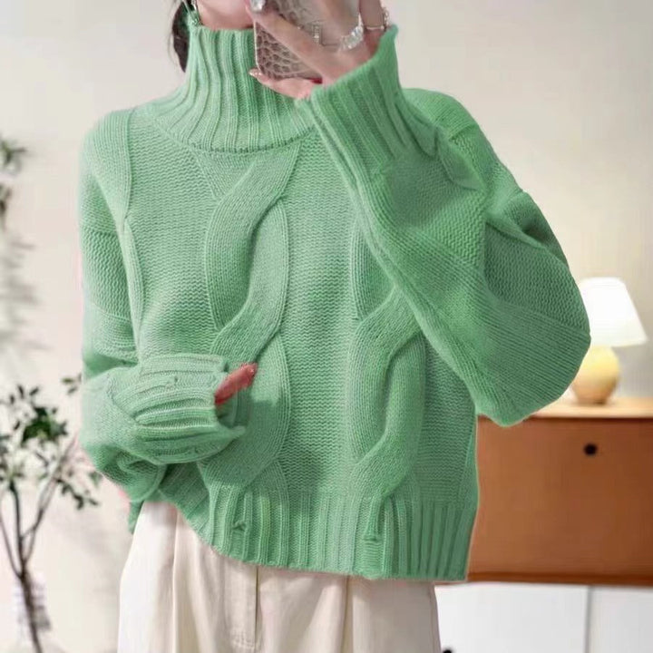 Pull en maille pour femmes avec col montant et motif en cable Chic & Stil