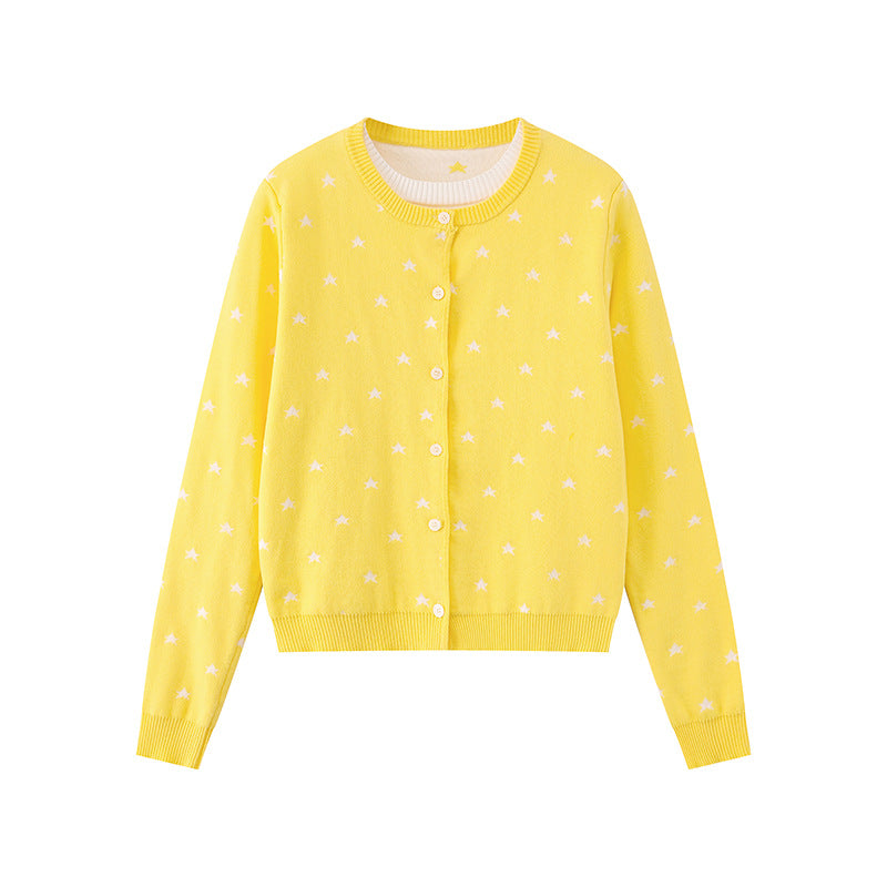 Women's fine-knit cardigan with star jacquard, round neck and button closure Amarae