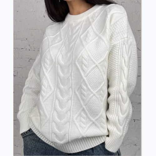 Oversized knitted sweater for women with cable knit pattern Amarae