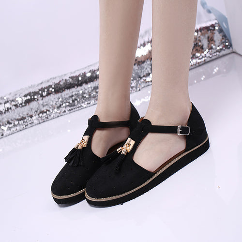 Elegant ballet flats for ladies with a trendy fringe detail and an adjustable strap Amarae