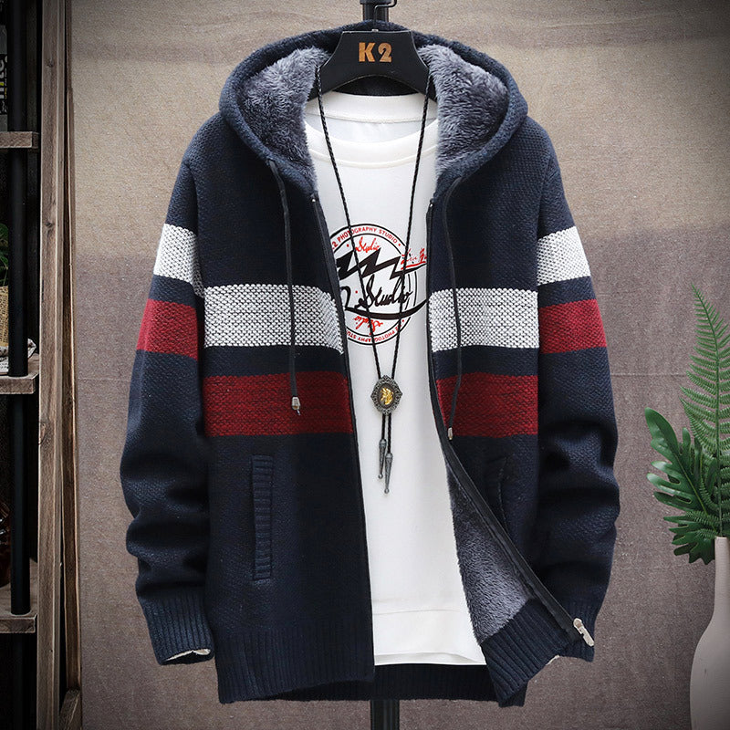 Men's fleece hoodie with high collar and Amarae structure