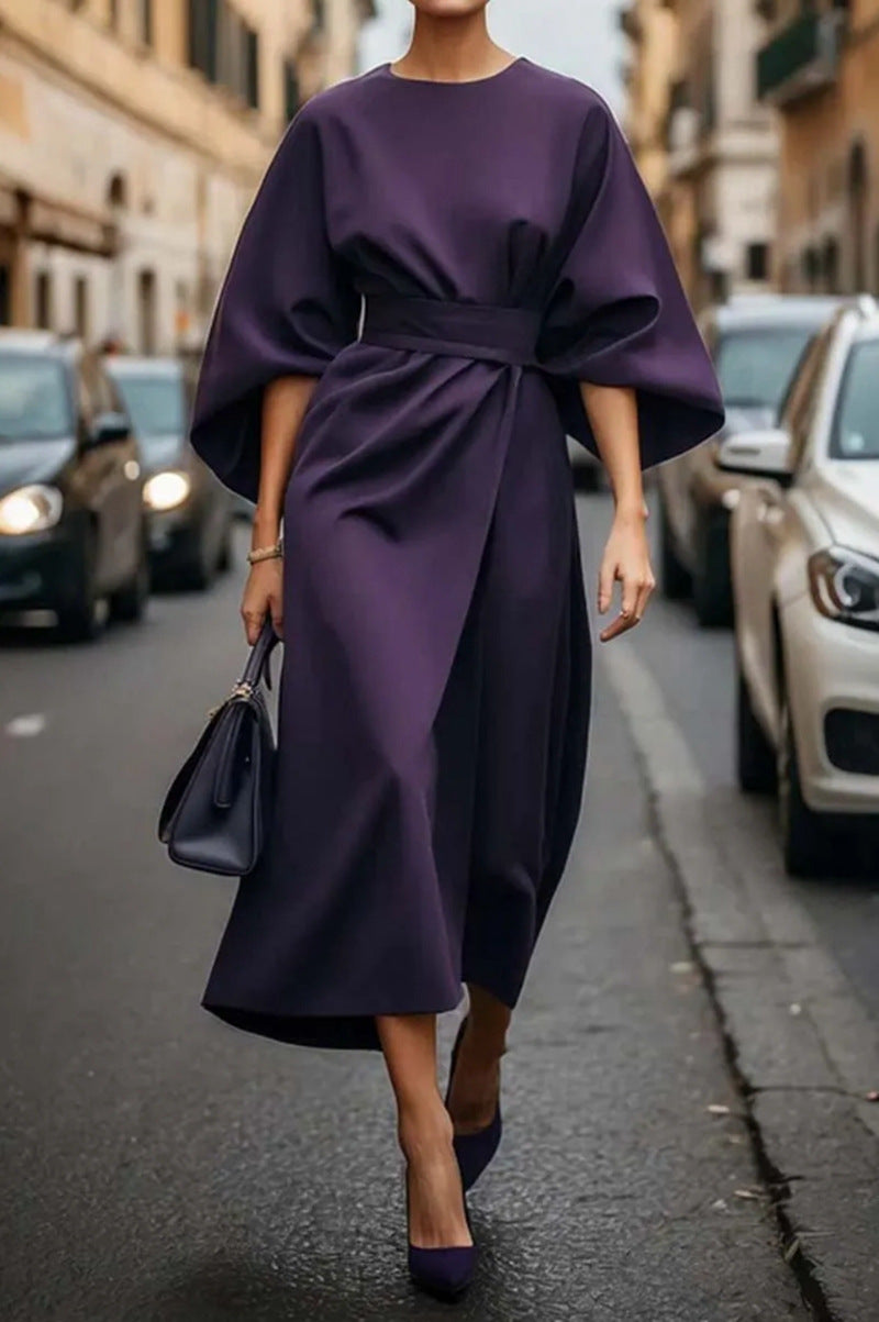 Fluid maxi dress for women with elegant sleeves and a belt at the waist Lune London