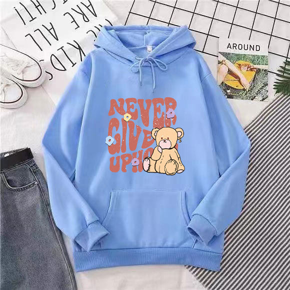 Women's hoodie with motivational bear design Chic & Stil