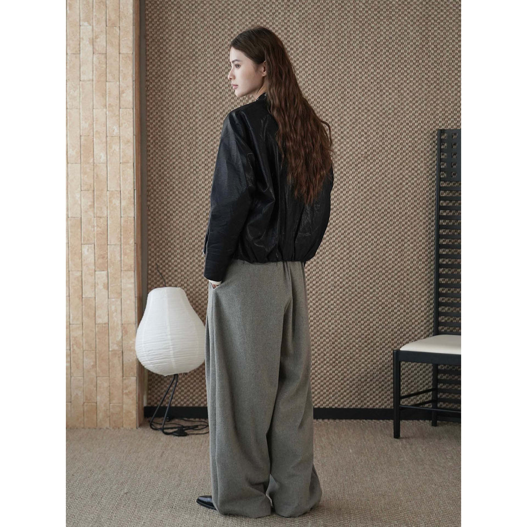 Women's leather bomber jacket with zipper, raglan sleeves and elastic hem Amarae