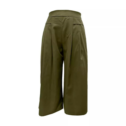 Wide trousers for women with elegant pleats and practical pockets Amarae