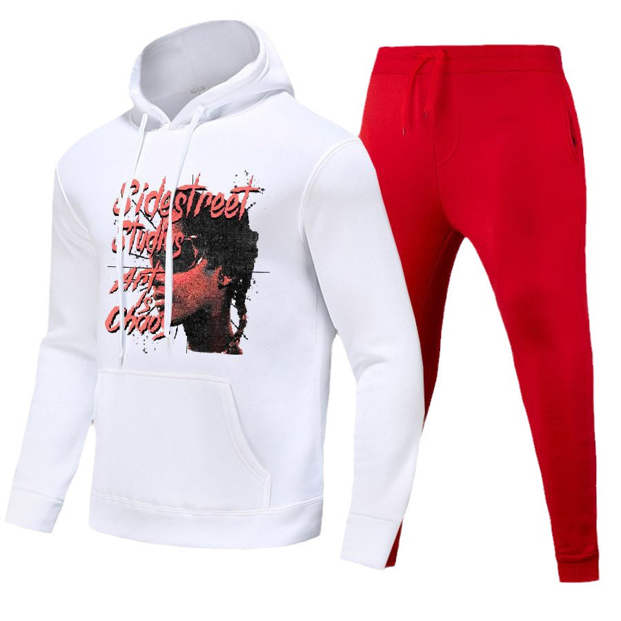 Men's hoodie and jogging pants set with a striking graphic element Lune London